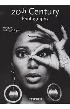 20th Century Photography - Jutta Hendricks