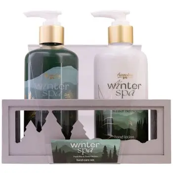 Accentra Winter Spa set cadou de maini parfum Fresh Pine & Winter Berries