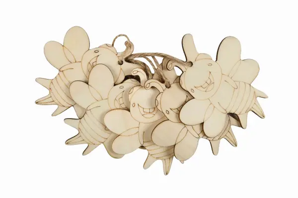 Accesorii pentru activitati crafts pirogravura lemn,albina,7x7cm,5 bucati set