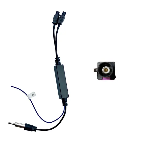 Adaptor antena radio FAKRA cu amplificare