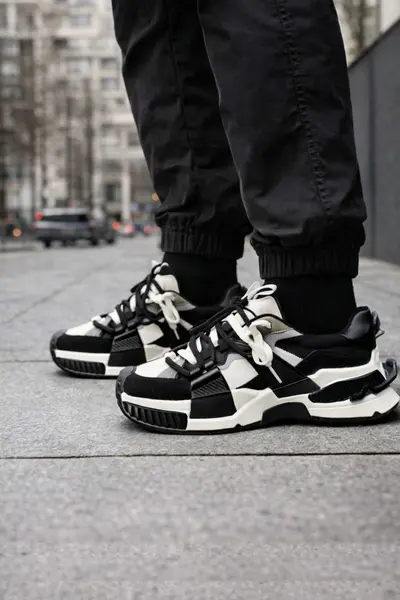 ADIDASI BARBATI FASHION BLACK&WHITE ABDG5 (MĂRIME: 43)