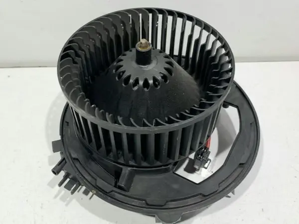Aeroterma 5Q1819021B Seat Leon 3 (2012-2016)