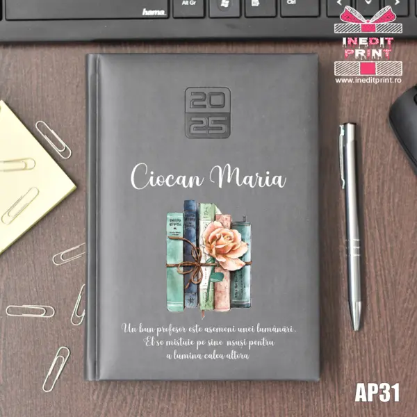Agenda personalizata 2025 Cadru didactic AP31 GRI INCHIS, STANDARD HT2