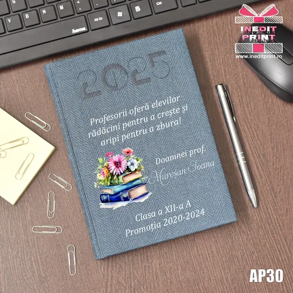 Agenda personalizata 2025 Doamna Profesoara AP30 DELUXE PREMIUM, ALBASTRU BARD