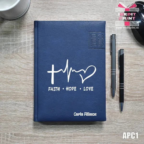 Agenda personalizata 2025 Faith Hope Love APC1 DELUXE PREMIUM, ALBASTRU CHIAVENNA