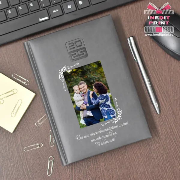 Agenda personalizata 2025 Foto + Text AP3 GRI INCHIS, STANDARD HT2
