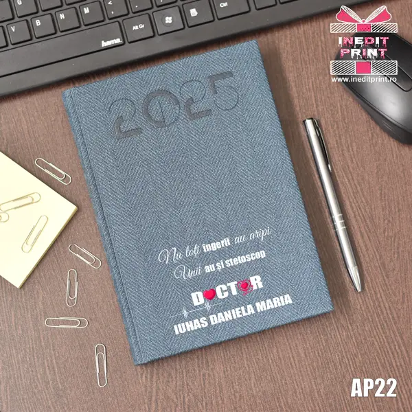Agenda personalizata 2025 Ingeri cu stetoscop AP22 DELUXE PREMIUM, ALBASTRU BARD