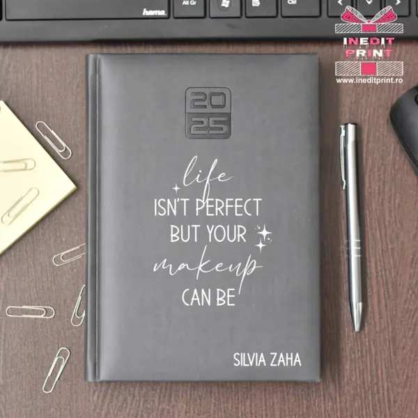 Agenda personalizata 2025 Perfect makeup AP5 GRI INCHIS, STANDARD HT2