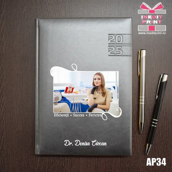 Agenda personalizata 2025 Poza + Text + Motto AP34 GRI NARNI, DELUXE PREMIUM