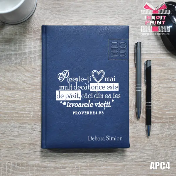 Agenda personalizata 2025 Proverbe 4:23 APC4 DELUXE PREMIUM, ALBASTRU CHIAVENNA