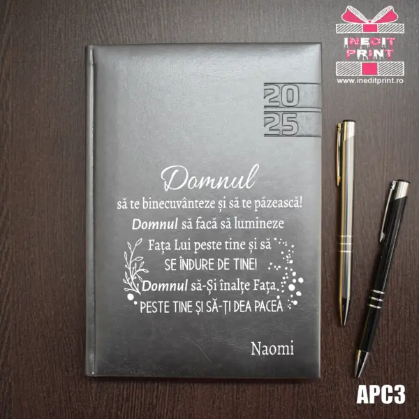 Agenda personalizata 2025 Verset Numeri 6:24-26 APC3 DELUXE PREMIUM, GRI NARNI