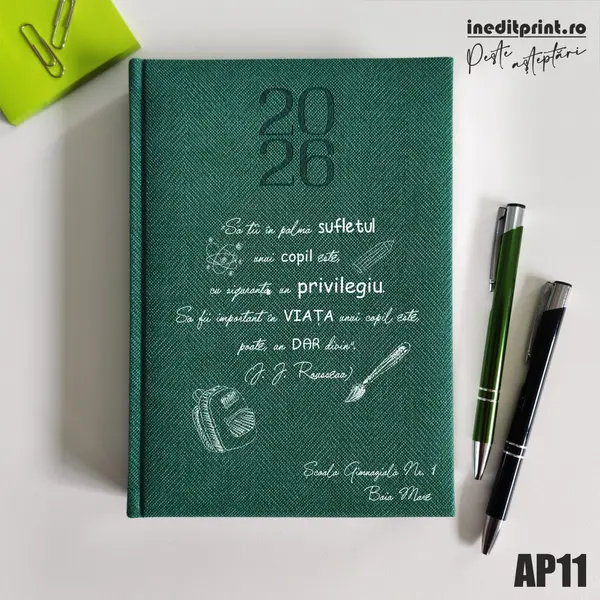 Agenda personalizata 2026 Citat educatie AP11 DELUXE PREMIUM, Bard Verde