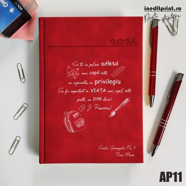Agenda personalizata 2026 Citat educatie AP11 DELUXE PREMIUM, Chia Rosu