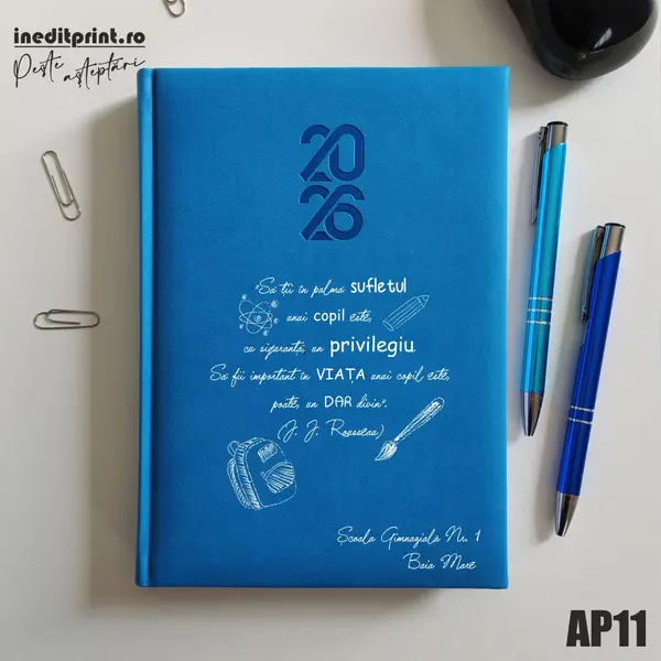 Agenda personalizata 2026 Citat educatie AP11 STANDARD HT2, ALBASTRU DESCHIS