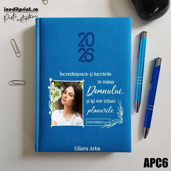 Agenda personalizata 2026 Proverbele 16:3 APC6 STANDARD HT2, ALBASTRU DESCHIS