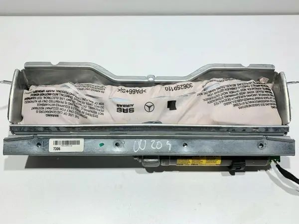 Airbag genunchi A2048602002 Mercedes E-Class (2009->) [C207]