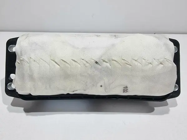 Airbag pasager 5K0880204A Volkswagen Golf 6 (2008-2013)