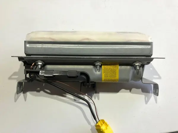 Airbag pasager 6q0880204c Volkswagen Polo 4 (2001-2005)