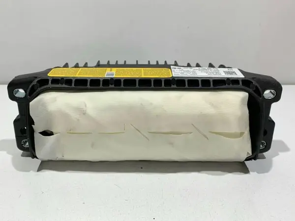 Airbag pasager 8U0880204D Audi Q3 facelift (2014-2018)