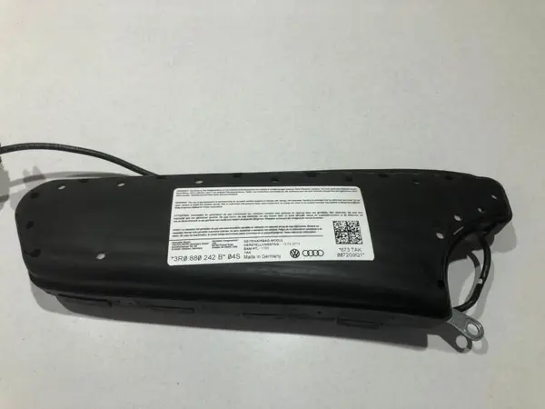 Airbag scaun dreapta fata 3r0880242b Seat Exeo (2008-2013)