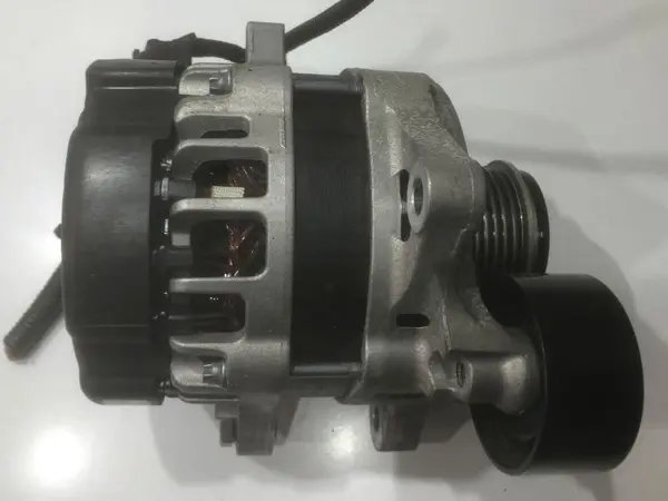 Alternator 130a 37300-07400 Kia XCeed facelilft (2021->) 1.5 t-gdi G4LH 160 cp