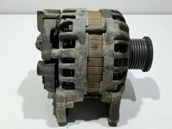 Alternator 231005079R Dacia Sandero 2 (2012-2017) 0.9 TCE H4B400
