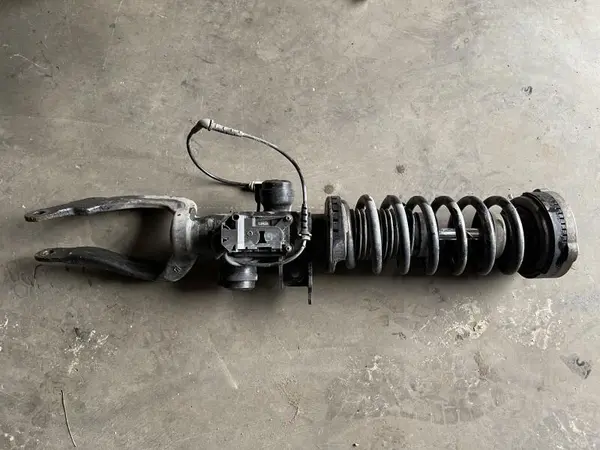 Amortizor stanga fata xdrive 6796939 BMW Seria 7 (2008-2015) [F01, F02] 5.0i n63