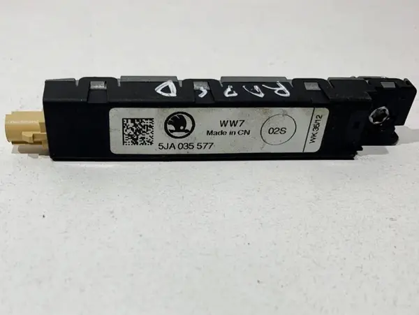 Amplificator antena 5JA035577 Seat Toledo 4 (2012-2018)