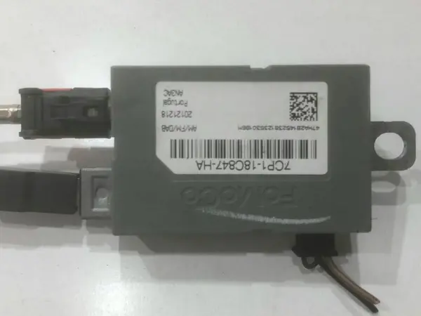 Amplificator antena 7CP1-18C847-HA Ford Kuga II ( 2013-2016)