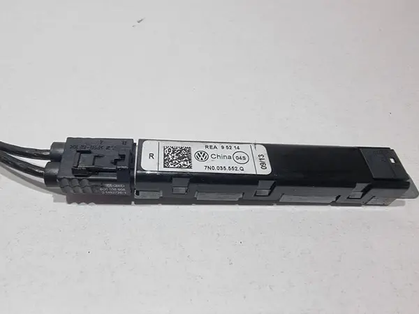 Amplificator antena 7N0035552Q Volkswagen Sharan (2010-2015) [7N]