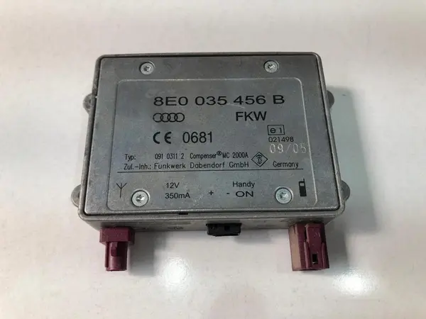 Amplificator antena 8e0035456b Audi A6 Allroad (2006-2011) [4FH, C6]