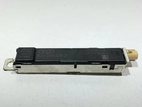Amplificator antena 8U0035225B Audi Q3 facelift (2014-2018)