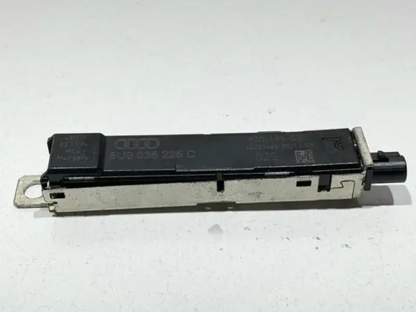 Amplificator antena 8U0035225C Audi Q3 (2011-2017) [8U]