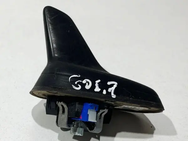 Antena radio 5Q0035507A Volkswagen Passat B8 (2014-2019)