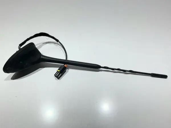 Antena radio AM5T-18828-BD Ford Focus 3 (2011-2015)