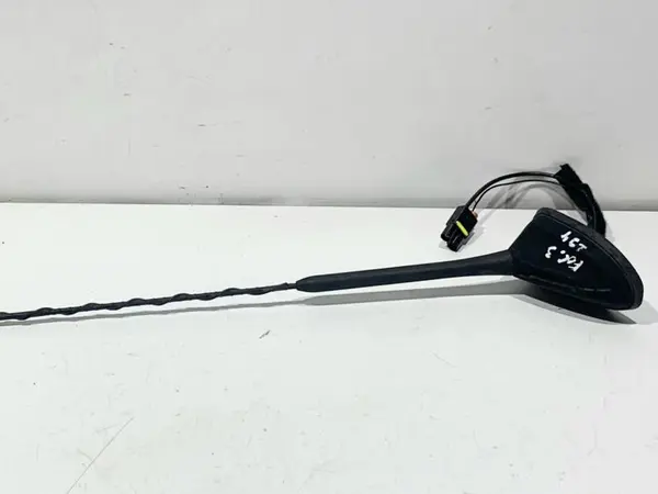 Antena radio AM5T-18828-CB Ford Focus 3 (2011-2015)