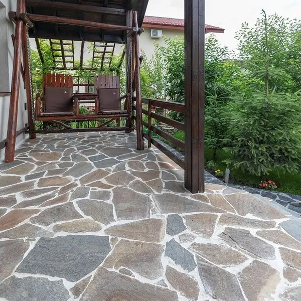 Ardezie Poligonala Rusty Brown - Piatra Naturala pt. Interior / Exterior | Fatade, Pavaje si Alei