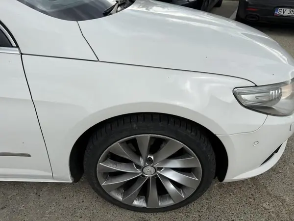 Aripa fata dreapta culoare alba - lb9a Volkswagen Passat CC (2008-2012)