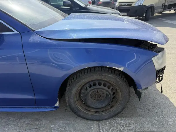 Aripa fata dreapta culoare albastru - ly9b Audi A5 (2007-2011) [8T3]