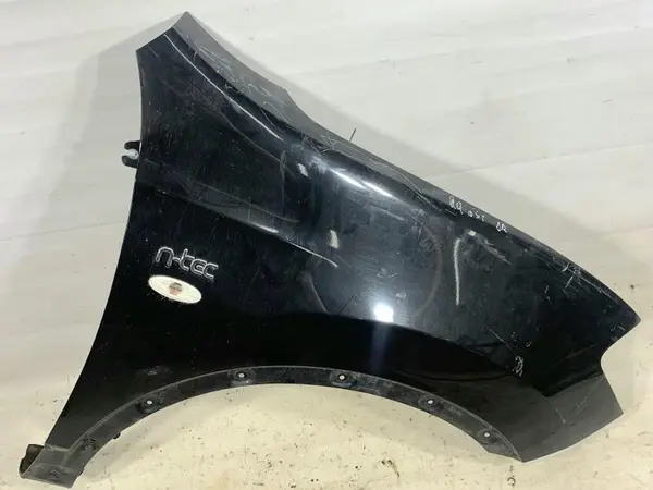 Aripa fata dreapta culoare negru - z11 Nissan Qashqai plus 2 facelift (2010-2014) [J10]