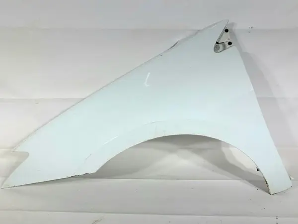 Aripa fata stanga culoare alba Renault Laguna 3 facelift (2010-2013)