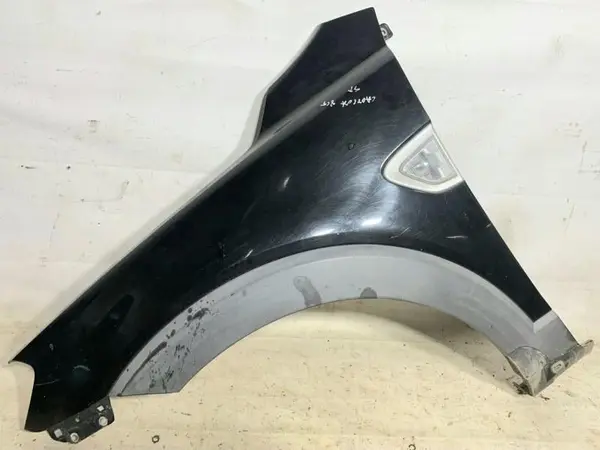 Aripa fata stanga culoare neagra Chevrolet Captiva (2006-2010) [C100, C140]