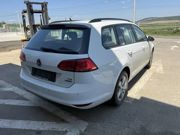 Aripa spate dreapta culoare alba - lc9a Volkswagen Golf 7 (2012-2017)