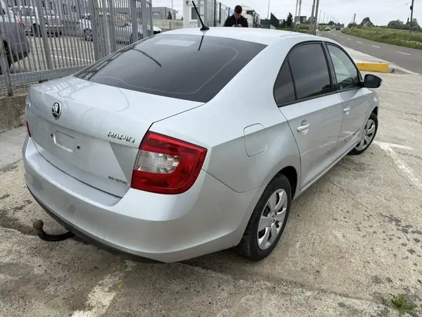 Aripa spate dreapta culoare argintie - la7w Skoda Rapid (2012-2017)