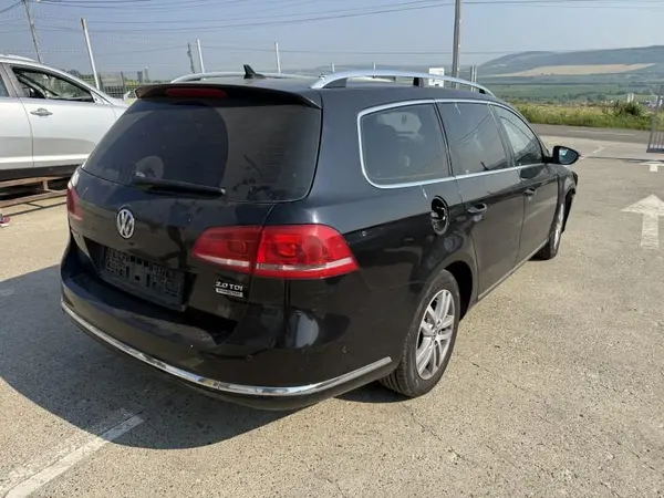 Aripa spate dreapta culoare negru - lc9x Volkswagen Passat B7 (2010-2014)