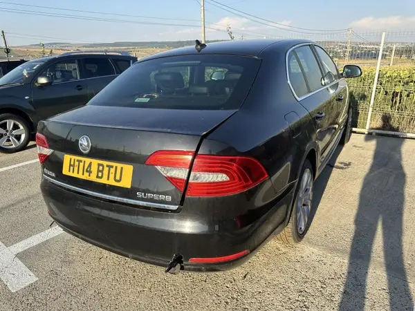 Aripa spate dreapta culoare negru - lf9r Skoda Superb 2 facelift (2013-2015)