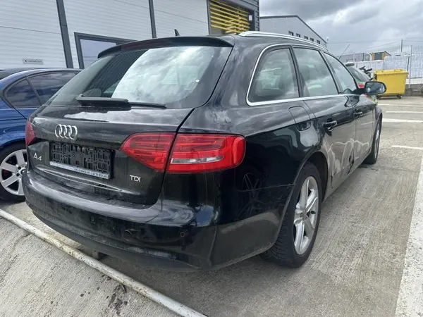 Aripa spate dreapta culoare negru - ly9b Audi A4 facelift (2011-2015) [B8.5]
