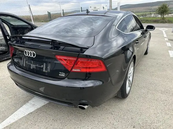 Aripa spate dreapta culoare negru - lz9y Audi A7 (2010-2018) [4g]