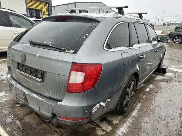 Aripa spate dreapta culoare steel grey met - lf8l Skoda Superb 2 (2008-2013)