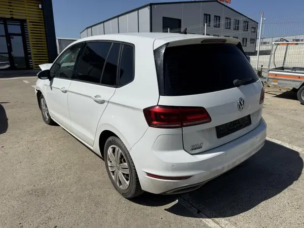 Aripa spate stanga culoare alb - lc9a Volkswagen Golf 7 Sportsvan (2012-2017)